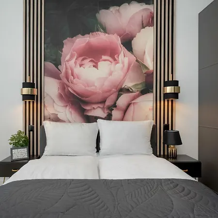 Mieszczanska With Spa & Gym By Renters Apartment *