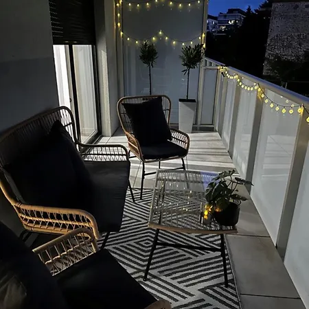 Mieszczanska With Spa & Gym By Renters Apartment *